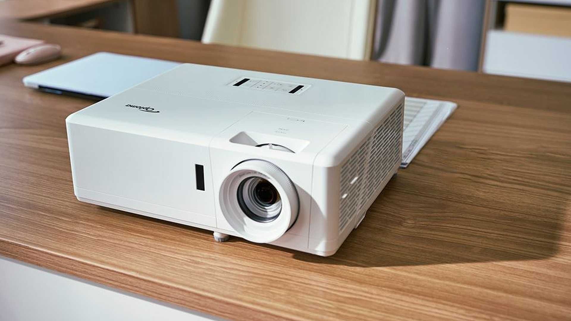 Optoma UHZ45: heller, kompakter 4K-Heimkino-Laserprojektor