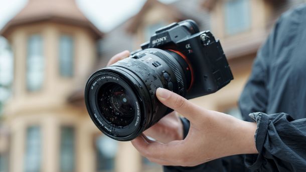 Viltrox 35mm F1.2 LAB u2013 lichtstarke Festbrennweite fu00fcr Sony E-Mount