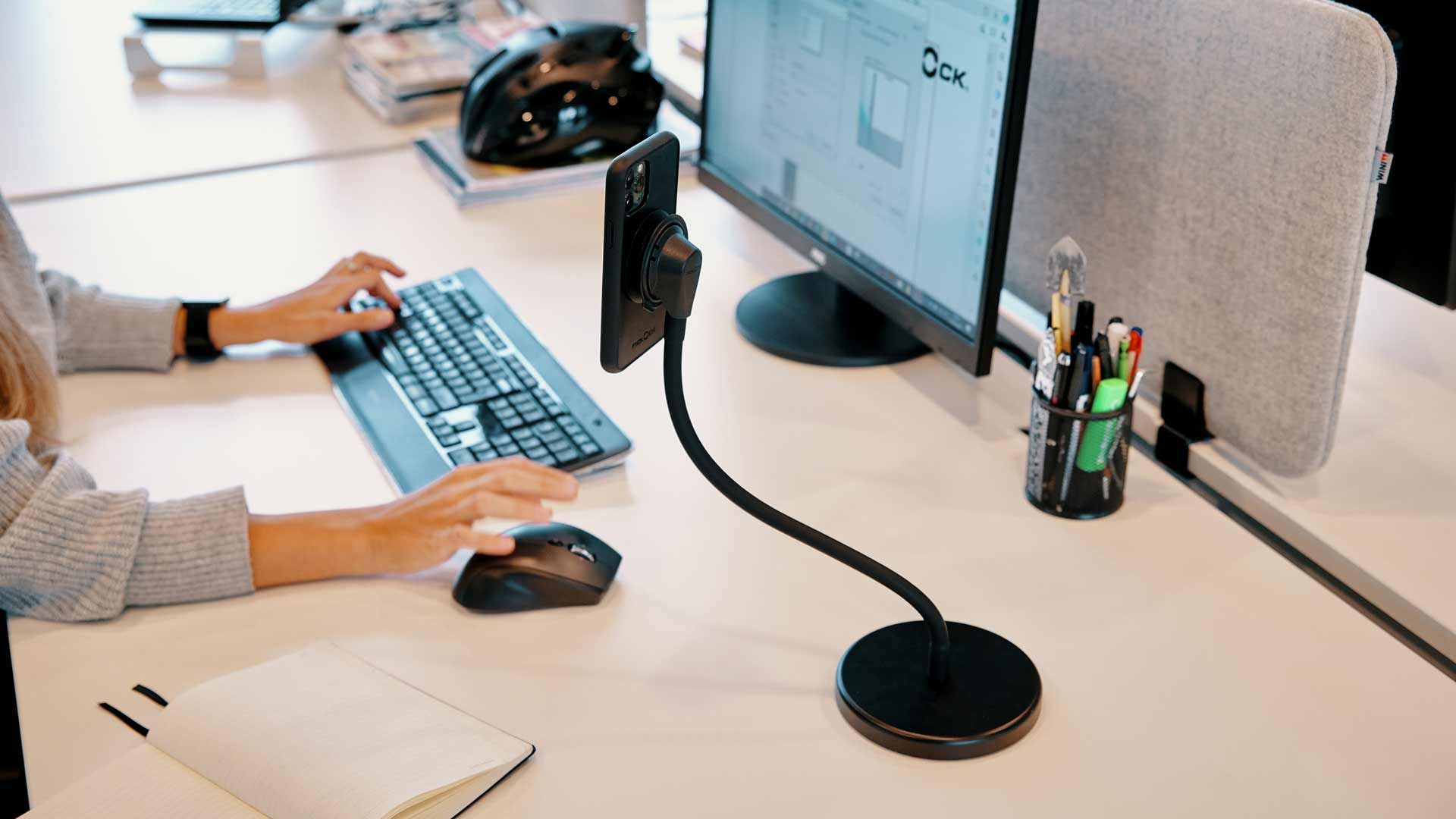 Fidlock Vacuum flex desk base: Smartphone-Halterung fu00fcr den Tisch