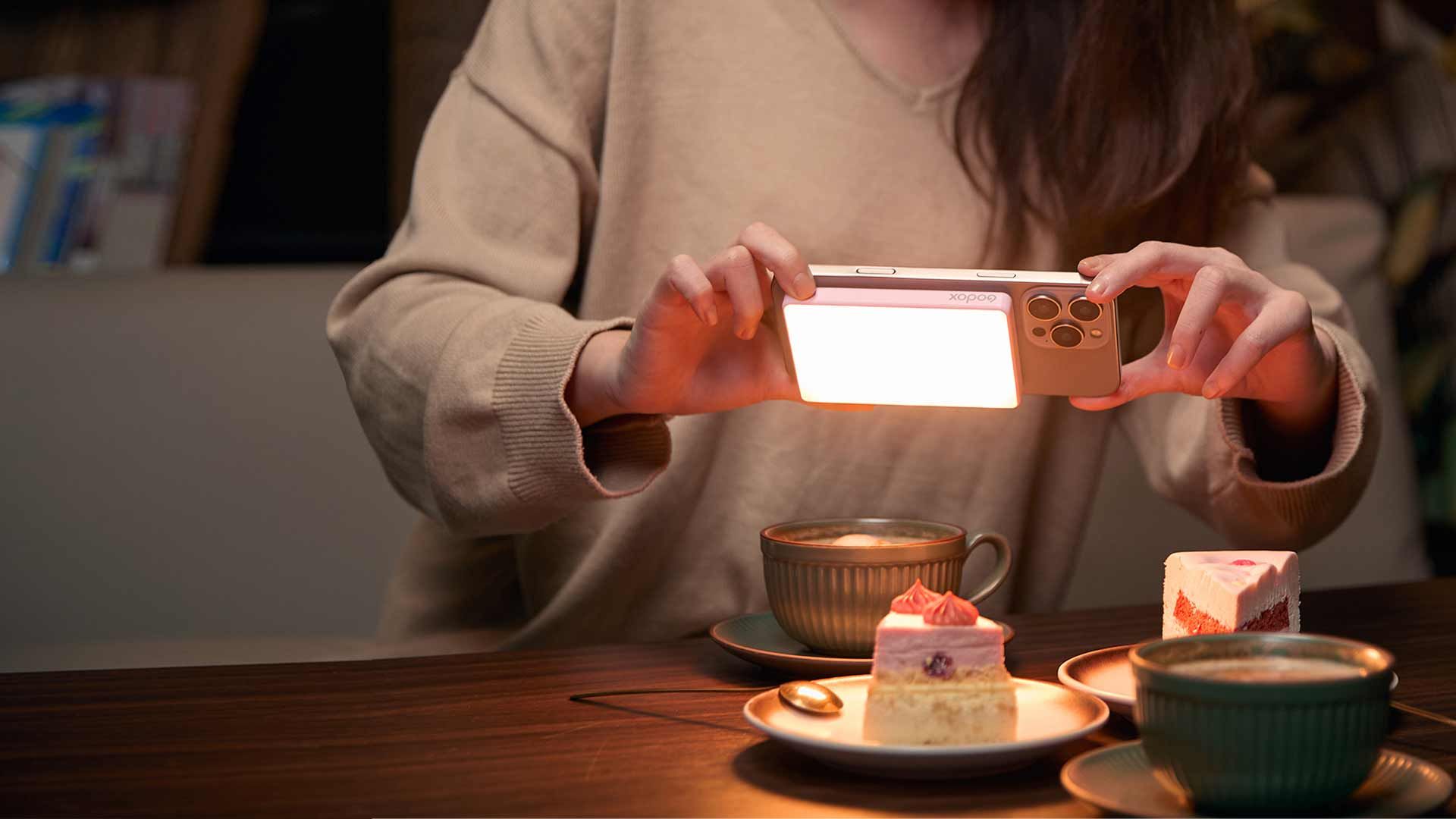 Godox MA5R: Smartphone-Filmlicht und Powerbank